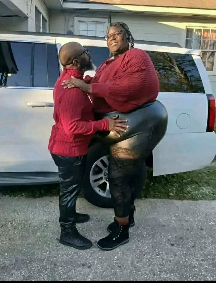 Drama as Man celebrates his over size wife.