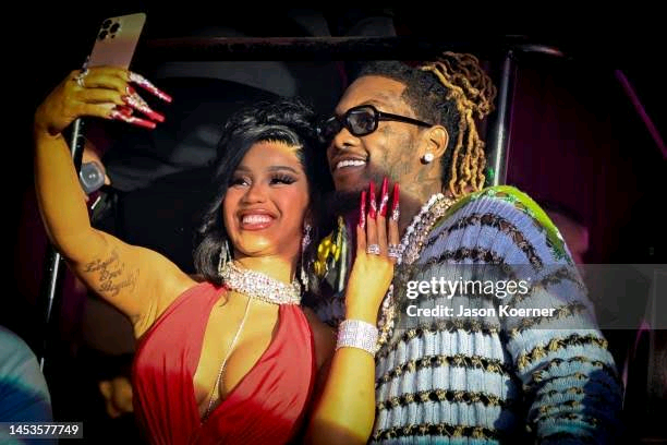 Drama as Rapper  offset made attempts to reconcile with Card B.