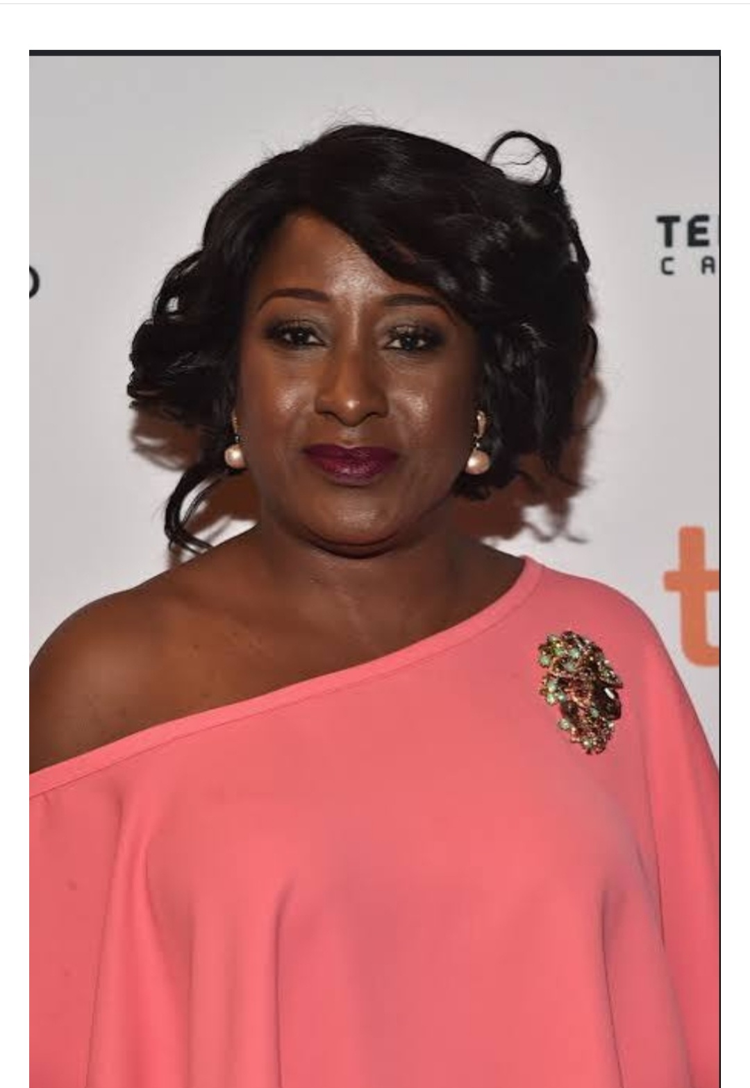 Actress  Ireti advise youths on relationship. 
